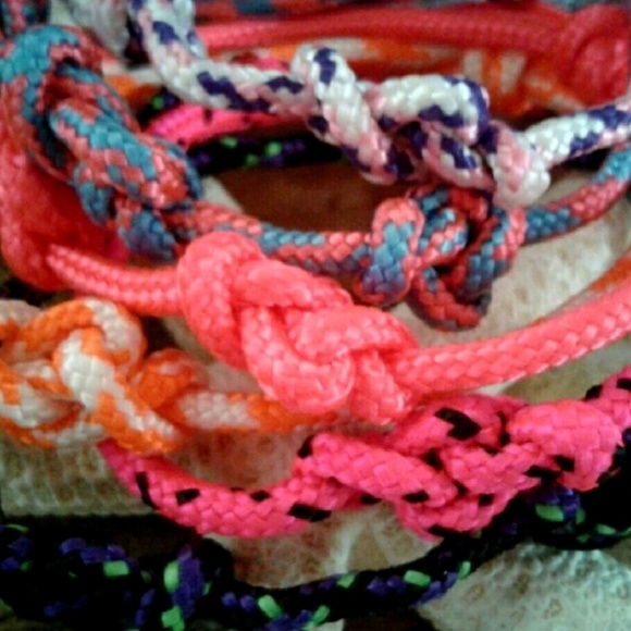 3 for $7 Paracord Eternity & Heart Knot Bracelets - Picture 3 of 8